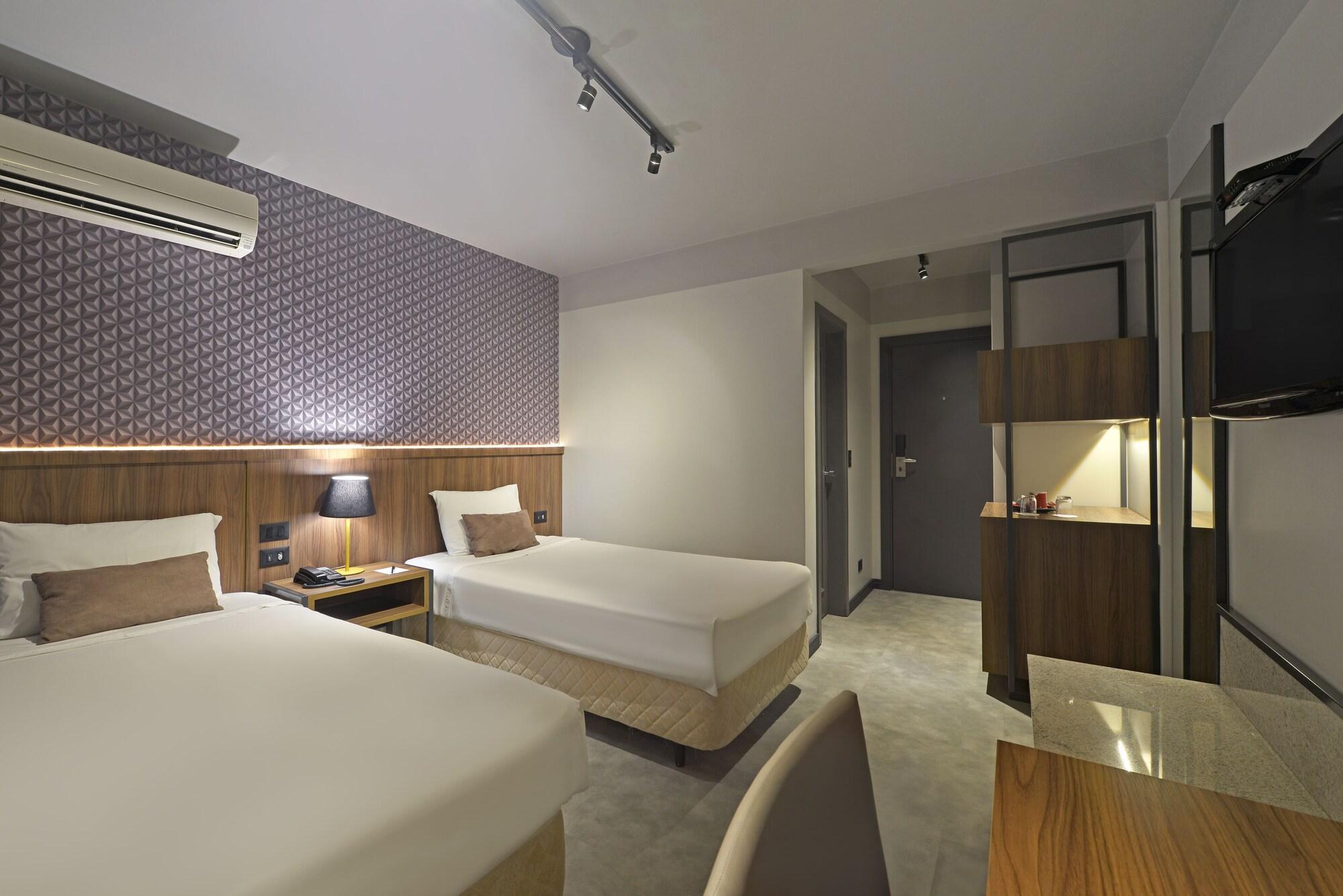 Hotel Deville Business מרינגה מראה חיצוני תמונה