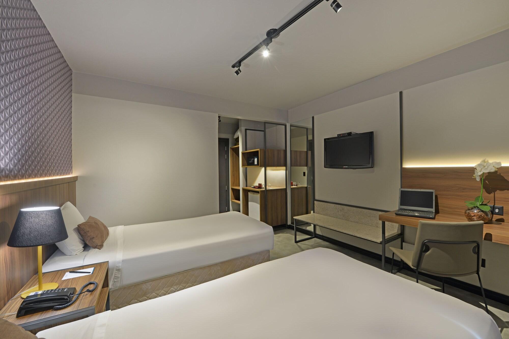 Hotel Deville Business מרינגה מראה חיצוני תמונה