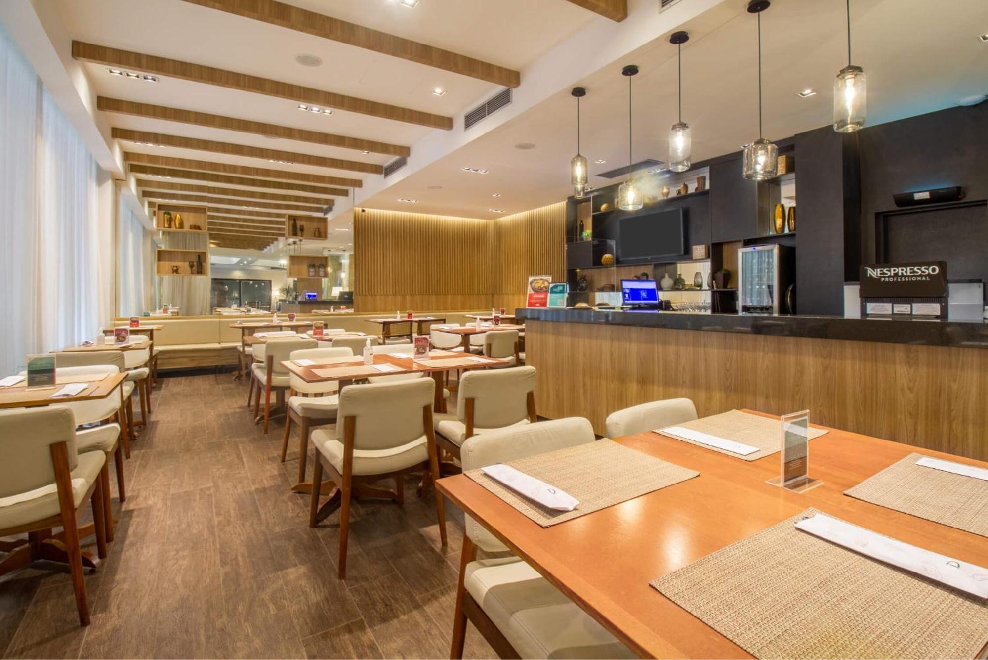 Hotel Deville Business מרינגה מראה חיצוני תמונה