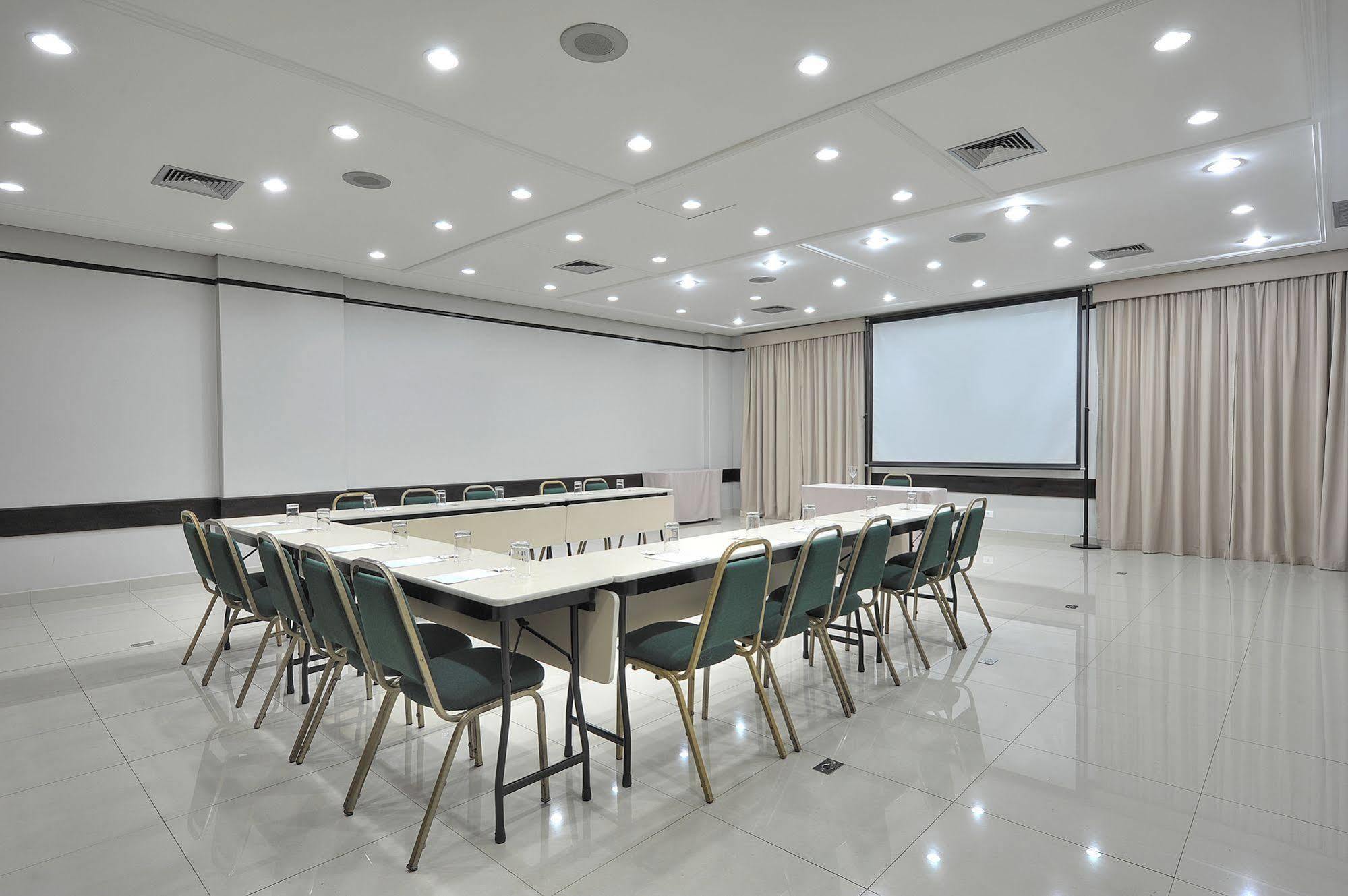 Hotel Deville Business מרינגה מראה חיצוני תמונה